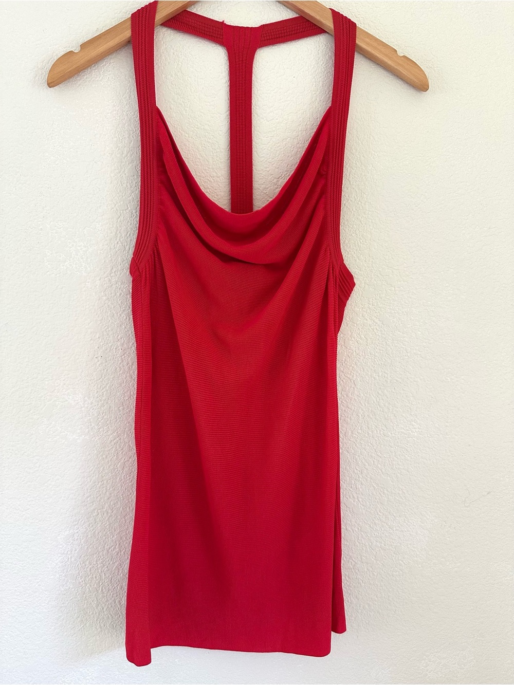 Bebe New Rio Red Open Back Draped Knit Tank Top M EUC
